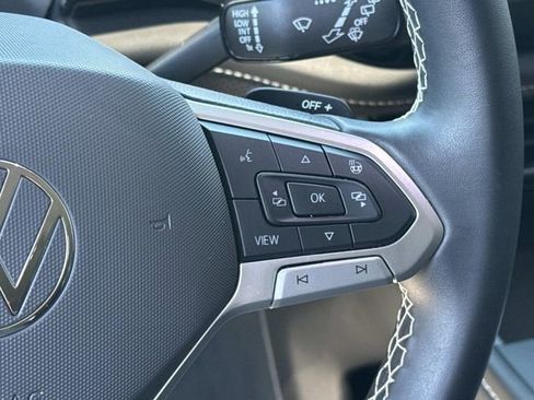 Used 2024 Volkswagen Atlas SE FWD image 29