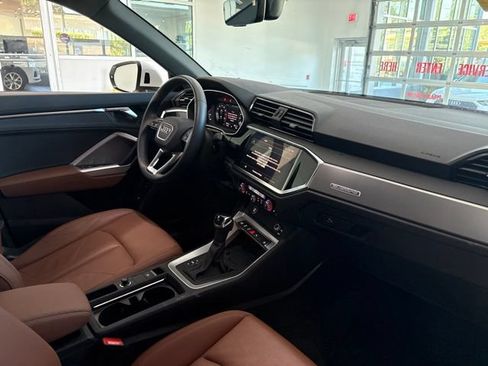 Used 2024 Audi Q3 2.0T Premium AWD/4WD image 12