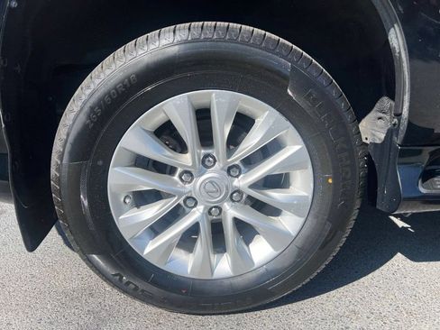 Used 2016 Lexus GX 460 w/ Premium Package AWD/4WD image 18