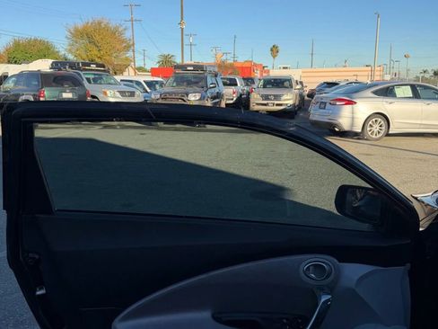 Used 2011 Honda CR-Z EX image 9