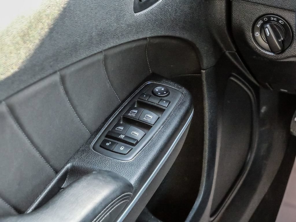 Used 2023 Dodge Charger SXT RWD image 23