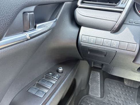 Used 2024 Toyota Camry XSE FWD image 38