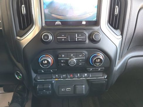 Used 2019 Chevrolet Silverado 1500 LT w/ All-Star Edition AWD/4WD image 14