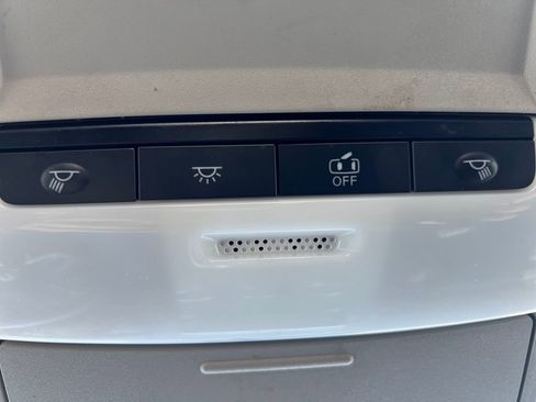 Used 2022 Nissan Sentra SV image 52