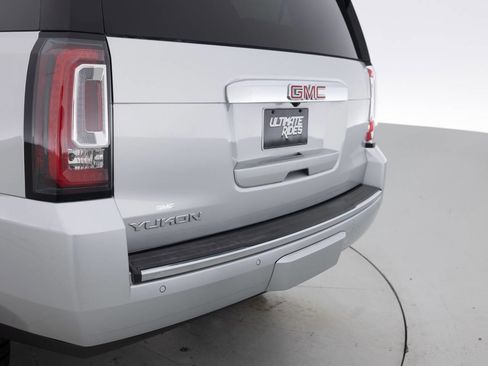 Used 2017 GMC Yukon Denali w/ Open Road Package image 16