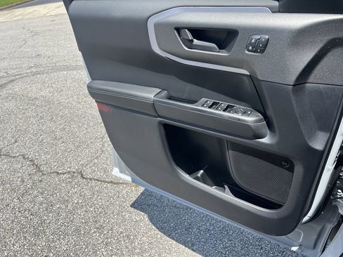 New 2026 Ford Bronco Sport Outer Banks w/ Sasquatch Outer Banks Package AWD/4WD image 13