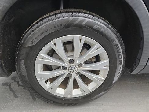 Used 2018 Volkswagen Tiguan SE image 20