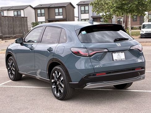 Certified 2026 Honda HR-V EX-L image 4