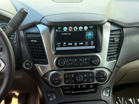 Used 2019 Chevrolet Tahoe Premier AWD/4WD image 22