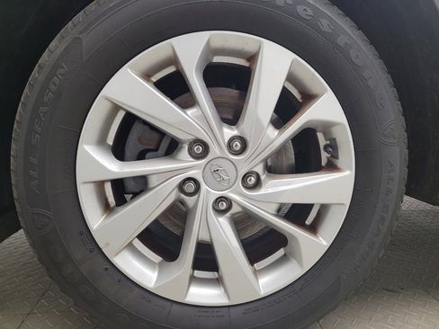 Used 2020 Hyundai Tucson SE w/ Cargo Package image 31