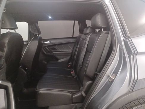 Used 2023 Volkswagen Tiguan SE R-Line FWD image 10