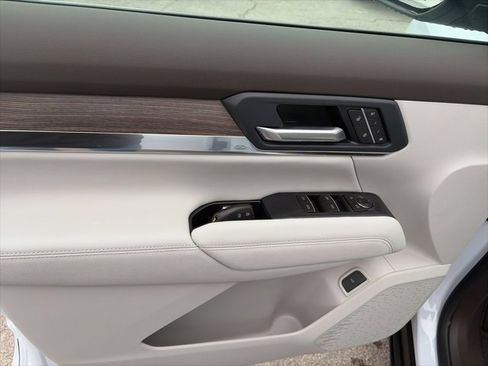 New 2026 GMC Terrain Denali image 17