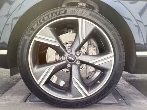 Used 2025 Genesis GV80 3.5T Prestige image 10