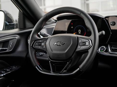 New 2026 Chevrolet Trax RS w/ Driver Confidence Package image 14