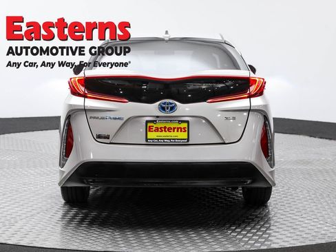 Used 2020 Toyota Prius Prime XLE image 6