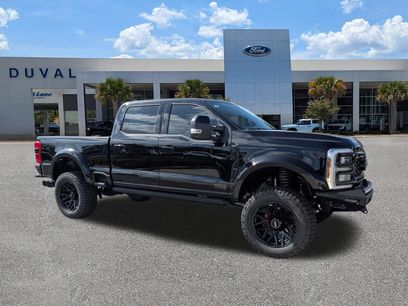 New 2026 Ford F250 Lariat w/ Black Appearance Package