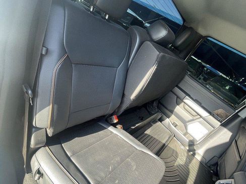 Used 2025 Ford F250 Lariat AWD/4WD image 28