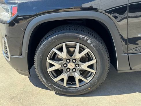 Used 2020 GMC Acadia SLE image 9