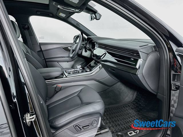 Used 2026 Audi Q7 3.0T Premium Plus w/ Premium Plus Package AWD/4WD image 10