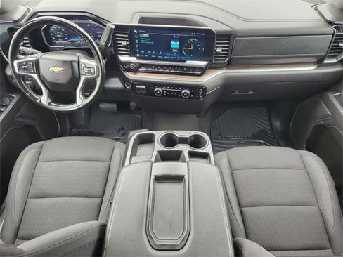 Used 2024 Chevrolet Silverado 2500 LT w/ Convenience Package image 19