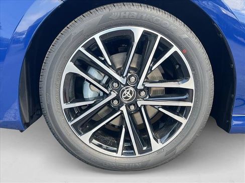 New 2025 Toyota Camry XLE image 11