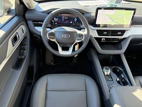 New 2026 Ford Explorer Active w/ Active Comfort Package image 20