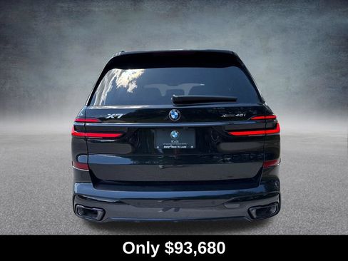 Used 2027 BMW X7 xDrive40i w/ M Sport Package AWD/4WD image 5