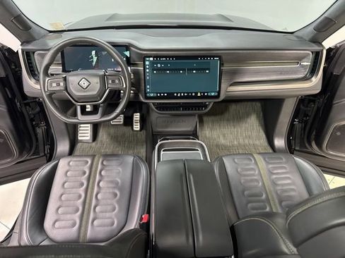 Used 2024 Rivian R1S Adventure AWD/4WD image 18
