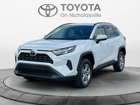 Used 2023 Toyota RAV4 XLE AWD/4WD image 1