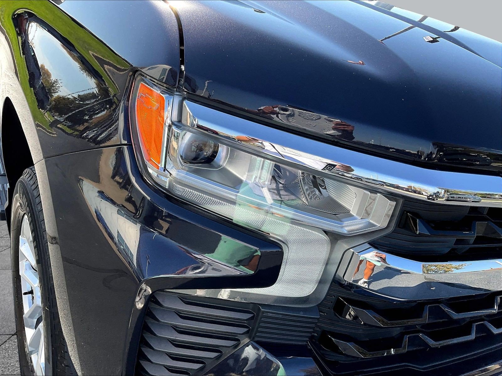 Used 2023 Chevrolet Silverado 1500 LT AWD/4WD image 35
