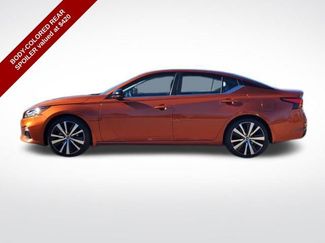 Used 2022 Nissan Altima 2.0 SR video 2