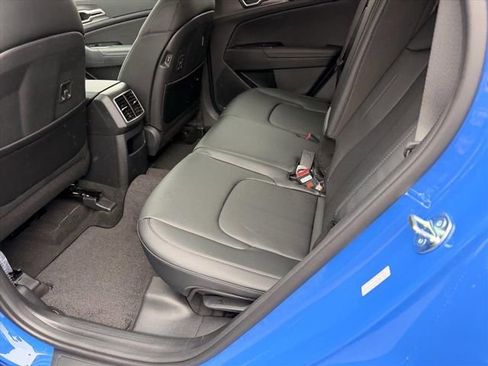 New 2026 Kia Sportage EX AWD/4WD image 8