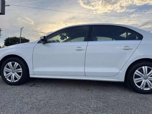 Used 2017 Volkswagen Jetta S FWD image 9