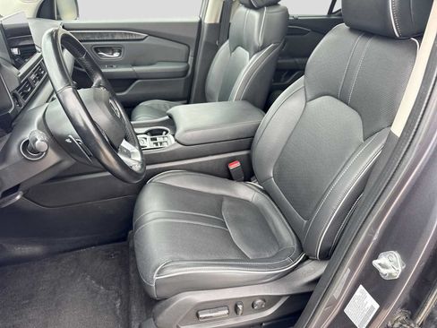 Used 2023 Honda Pilot Elite image 15