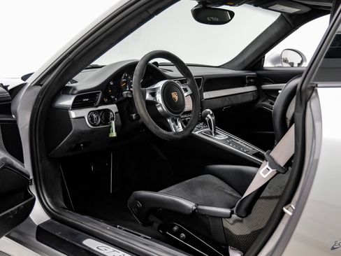 Used 2015 Porsche 911 GT3 RWD image 35