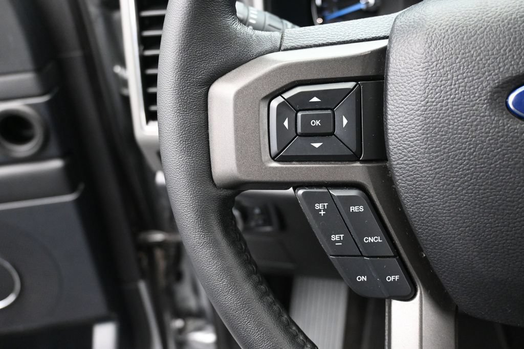 Used 2020 Ford Expedition XLT w/ Equipment Group 202A RWD image 10