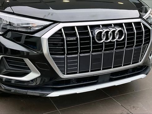 Used 2020 Audi Q3 2.0T Premium w/ Convenience Package image 32