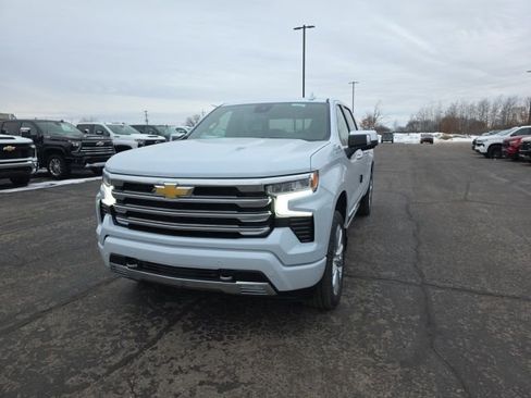 New 2026 Chevrolet Silverado 1500 High Country AWD/4WD image 4