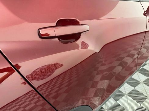 Used 2022 Chevrolet Trax LT w/ Driver Confidence Package image 28