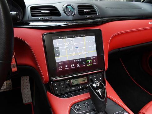 Used 2018 Maserati GranTurismo Sport image 7