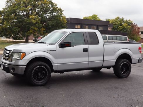 Used 2010 Ford F150 XLT image 10