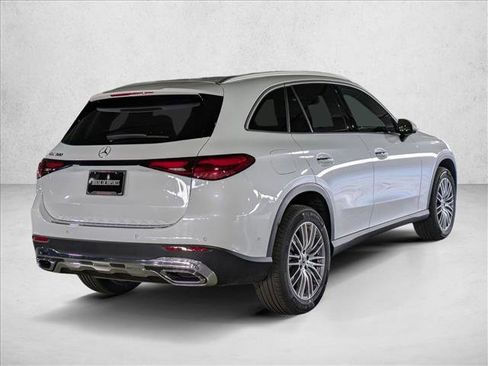 New 2026 Mercedes-Benz GLC 300 image 2