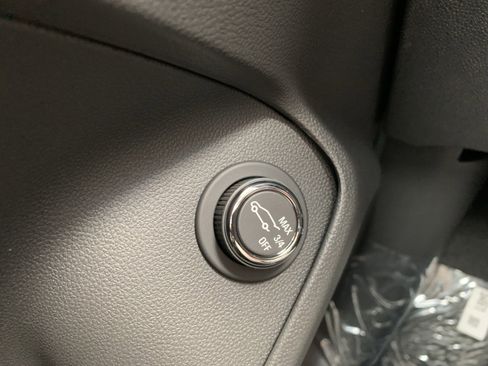 New 2026 Chevrolet TrailBlazer LT w/ Convenience Package image 34