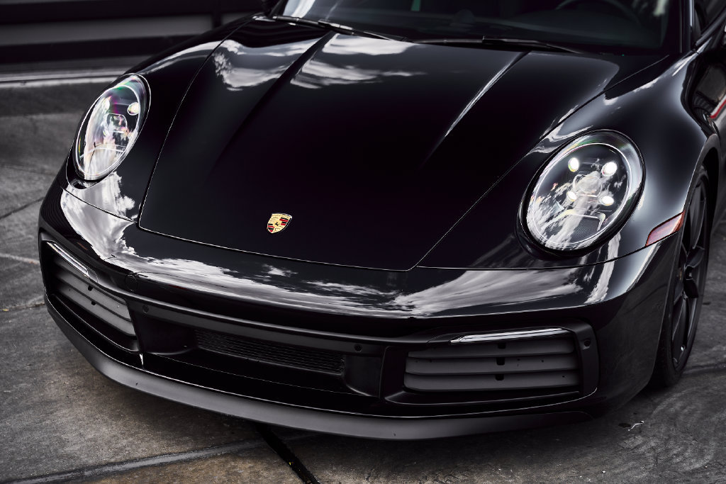Used 2024 Porsche 911 Carrera T RWD image 5