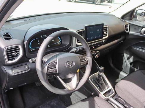 New 2026 Hyundai Venue SE image 23