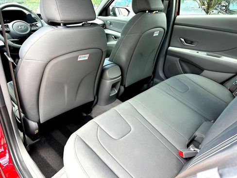 Used 2025 Hyundai Elantra Sport FWD image 22