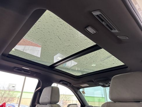 Used 2023 Chevrolet Tahoe Z71 w/ Luxury Package image 55