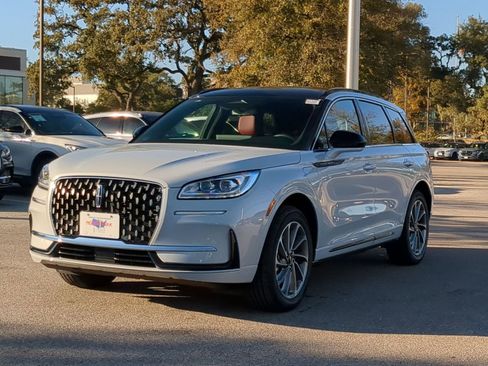 New 2026 Lincoln Corsair Grand Touring image 7