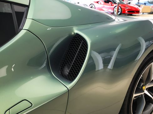Used 2023 Ferrari 296 GTS RWD image 25
