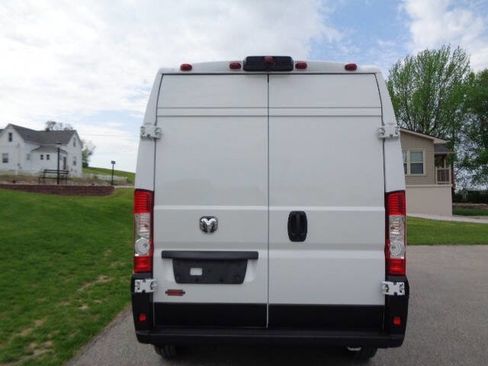 Used 2023 RAM ProMaster 2500 image 4